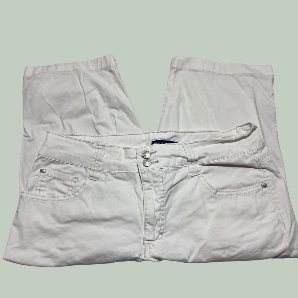 Bandolino Denim White Capri‎ Pants Womens 6 Bedazzled Floral Y2K Cropped Jeans